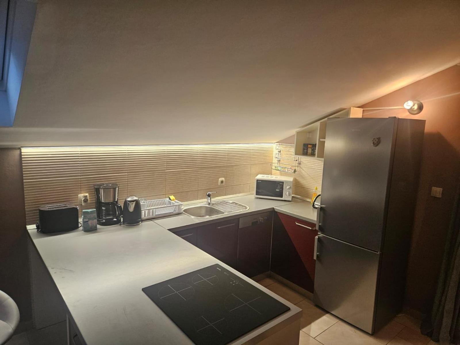 Apartments Silva Слатине Екстериор снимка